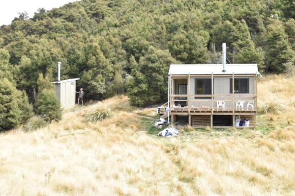 Another view of the hut or surrounding area